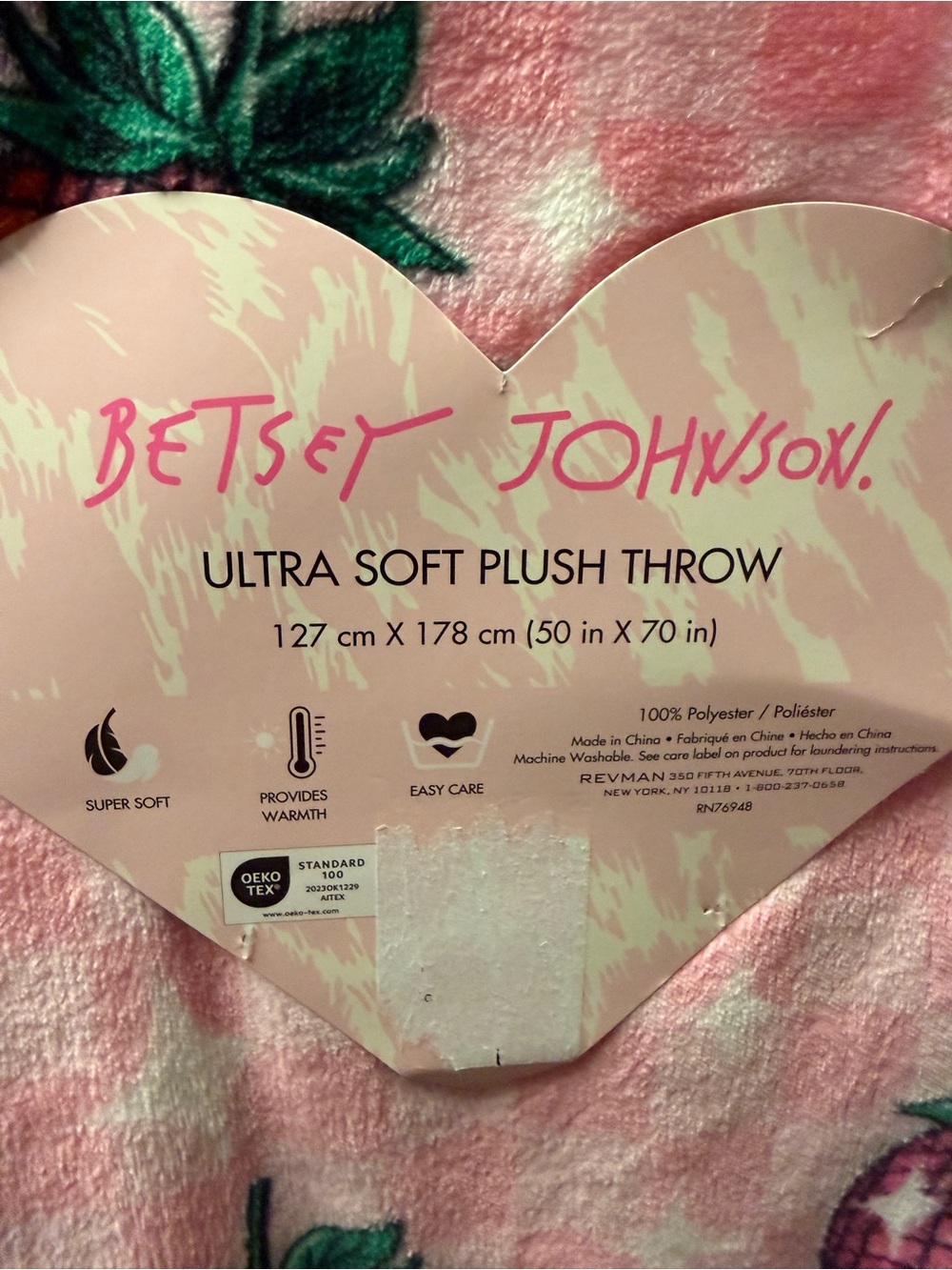 Betsey Johnson Pink Strawberry Plush Blanket - Picture 3 of 4